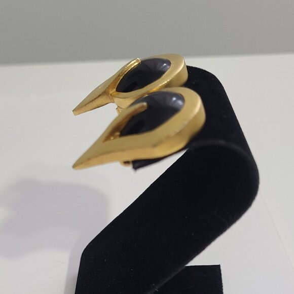 Art Deco John Wolfe Clip On Earrings - Picture 7 of 9